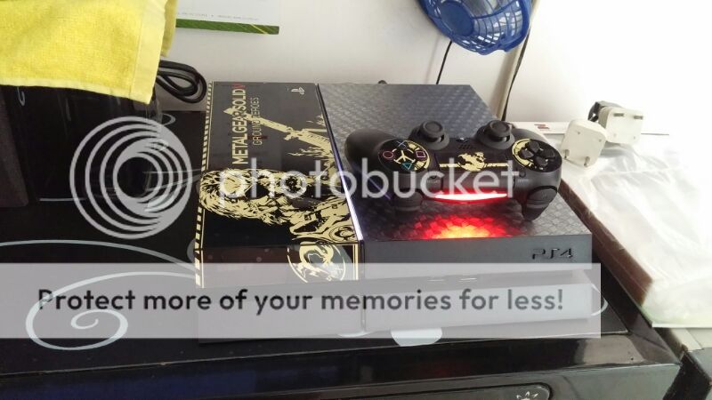 PS4 New 99,99% Full Box kèm games FiFa15,Pes 15 + 2 Disc PS4 - 1