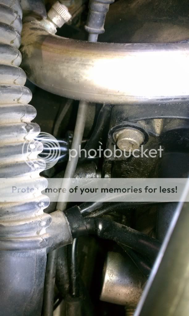 Oil leak issue and questions about PCV valve